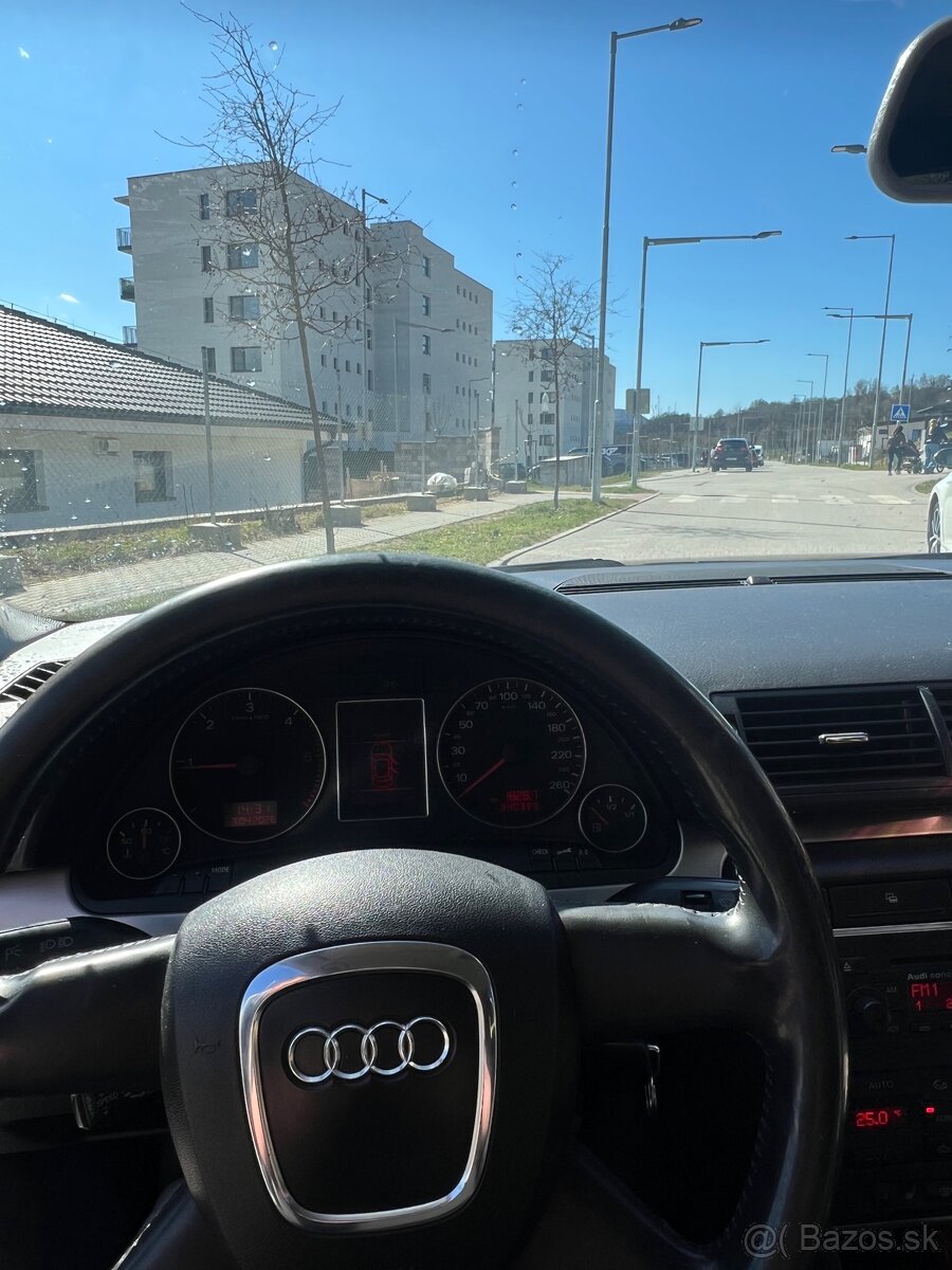 Audi A4 B7 - 3