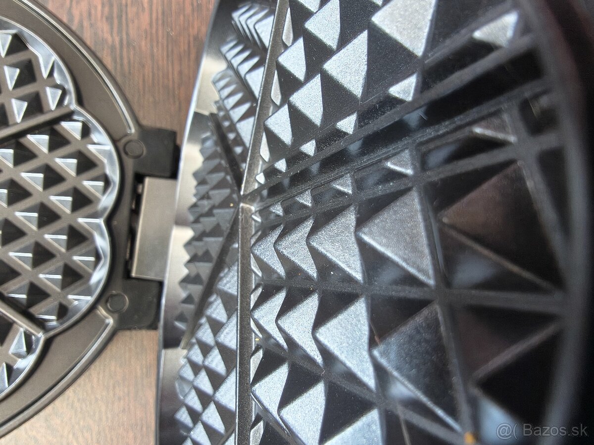 vaflovač SilverCrest Waffle Maker SWE 1200 E1 - 3