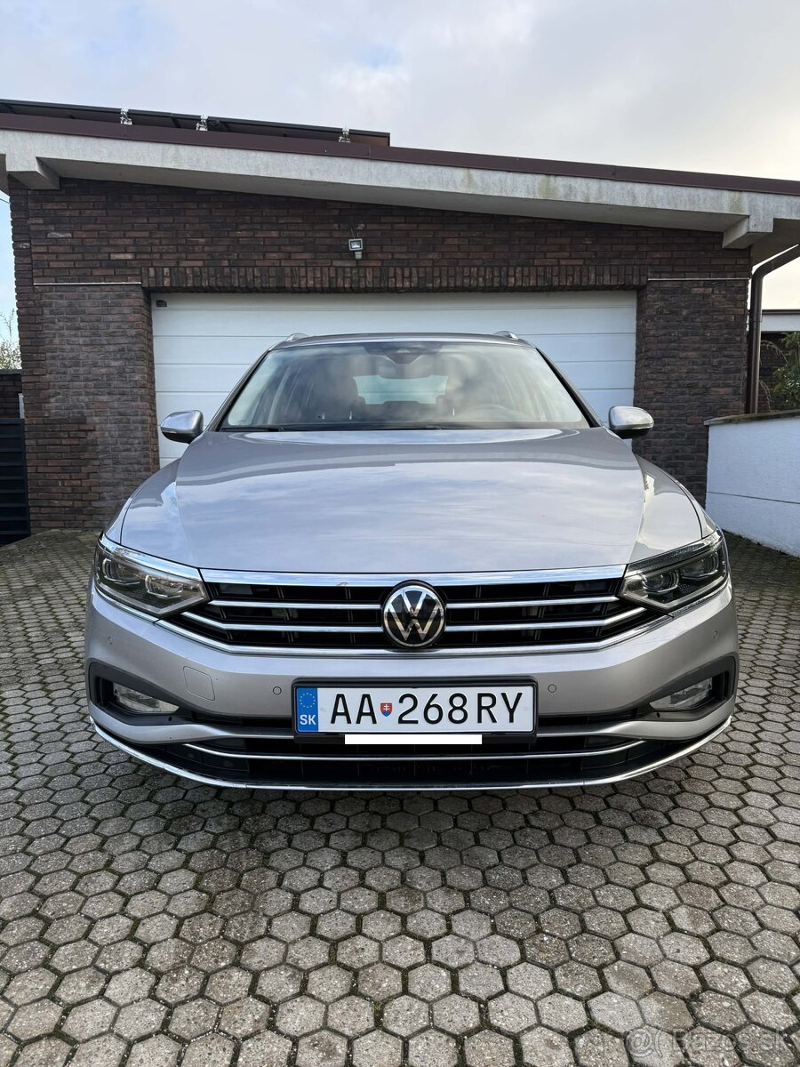 Volkswagen Passat Variant 2.0 TDI EVO Elegance DSG - 3