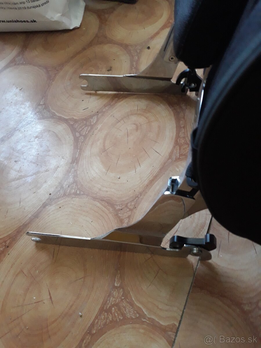 Harley Davidson opierka spolujazdca - 3