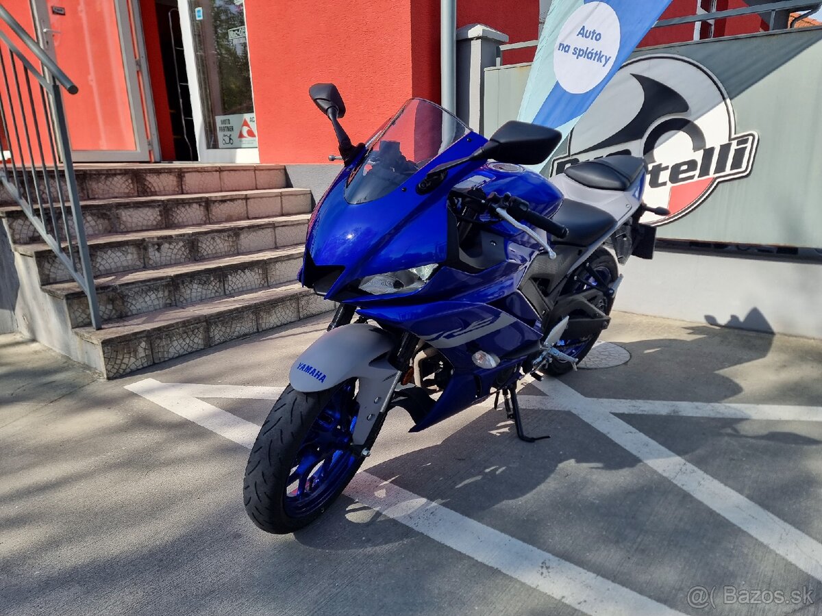 Yamaha R3 - 3