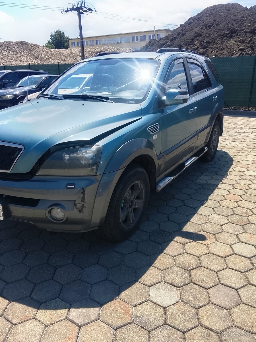 KIA SORENTO na náhradné diely - 3