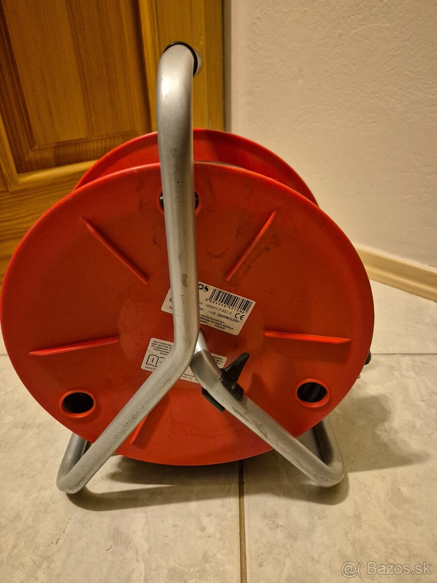 Predlžovací kábel na bubne Munos BASIC kábel H05VV-F3G 1,5 4 - 3