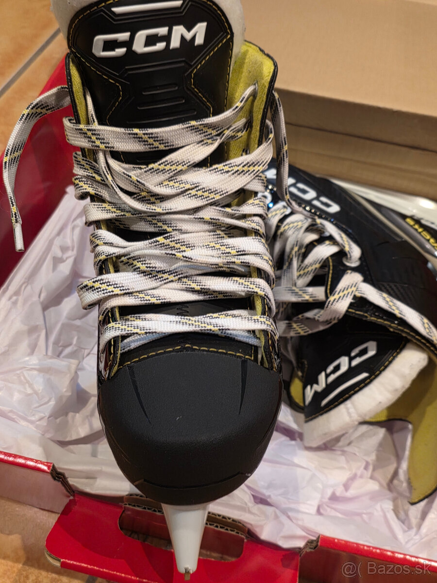 Predám korčule CCM Tacks AS-560, veľkosť 8 (43) - 3
