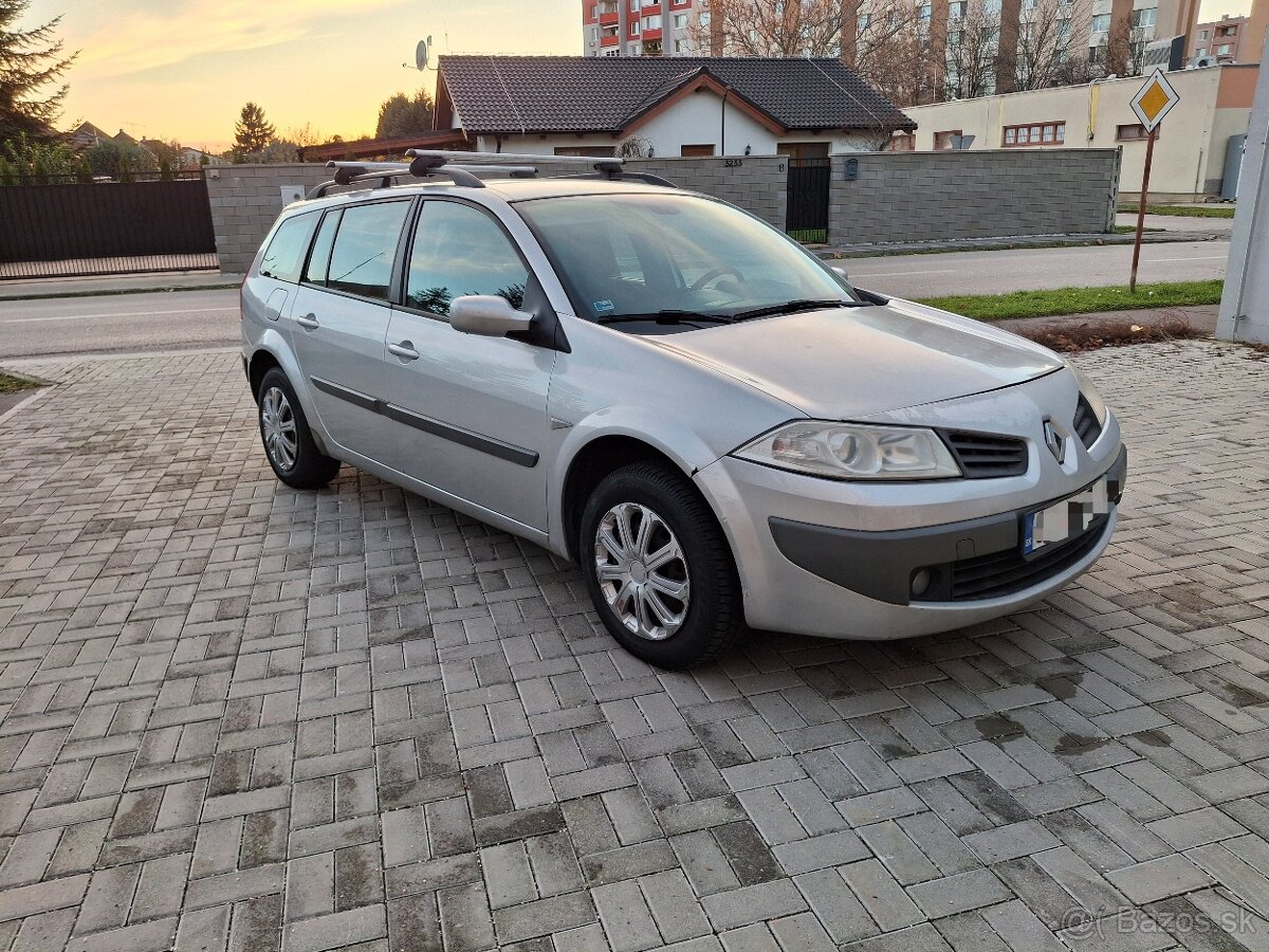 Predám Renault Megane 1.5 DCI diesel 78kw rok 2007 - 3