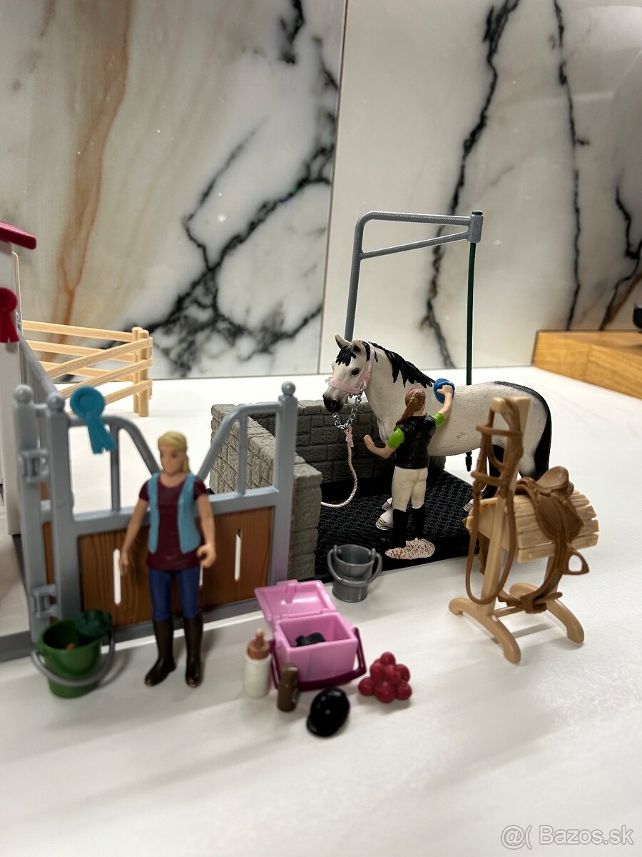 Schleich box s koňmi + umývací box s koňom - 3