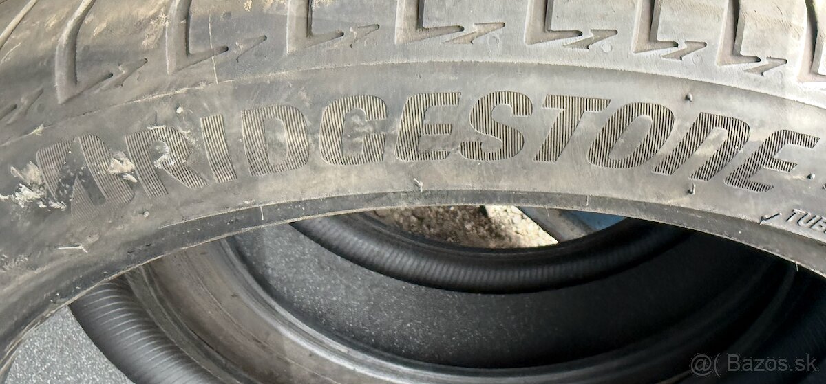 255/40 R20 Bridgestone Turanza T005 - 3