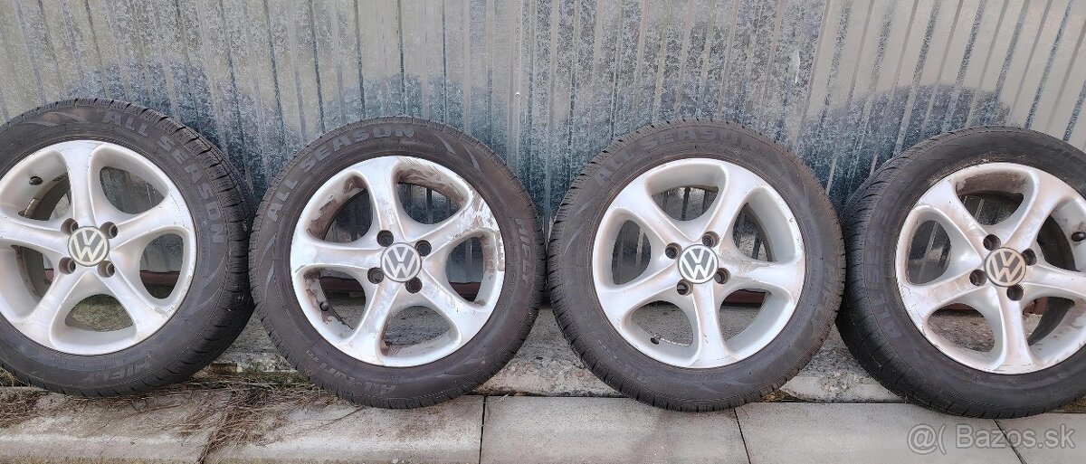 Celoročné pneu 185 55 R14 + VW disky - 3