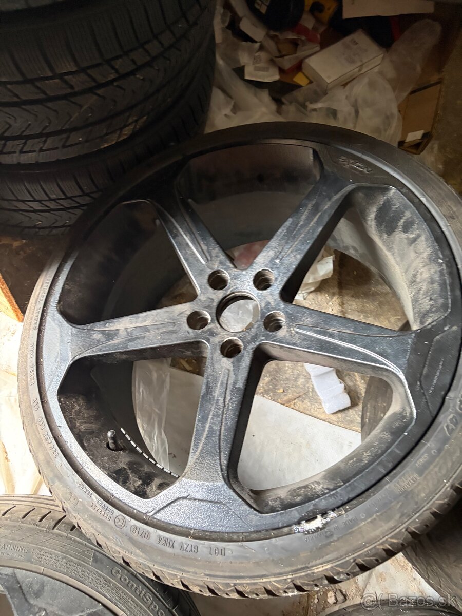 Oxigin 235/35 R19 - 3