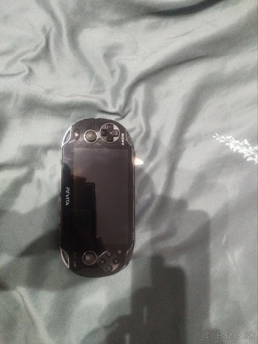 Ps vita 1100 oled 3g z Japonska - 3