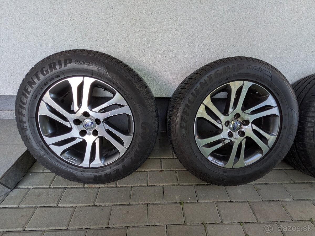 Volvo XC 235/65 R17 - 3