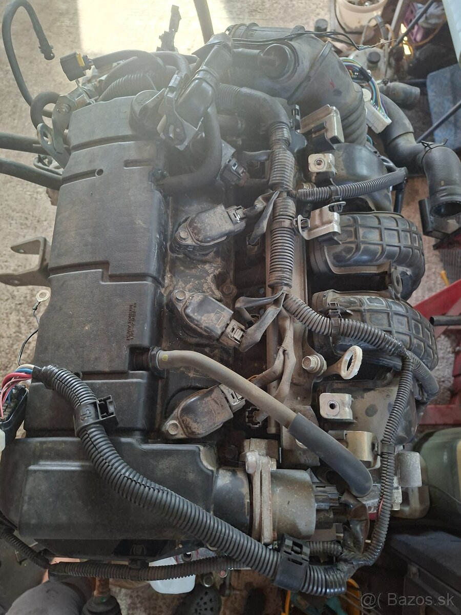 Motor outlander asx - 3