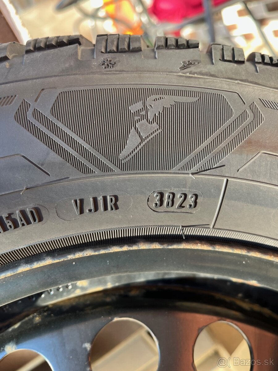 Goodyear UltraGrip Performance 3 - 185/65R15 88T - 3