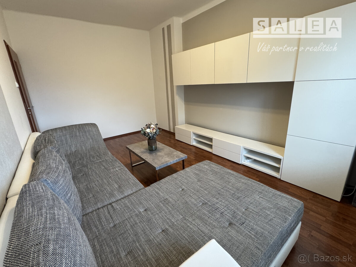 2 izbový pekný byt v centre mesta 56 m2 s pivnicou - 3