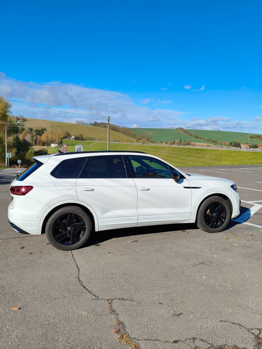 Volkswagen Touareg 3.0 V6 TDI SCR R-Line 4Motion Tiptronic - 3