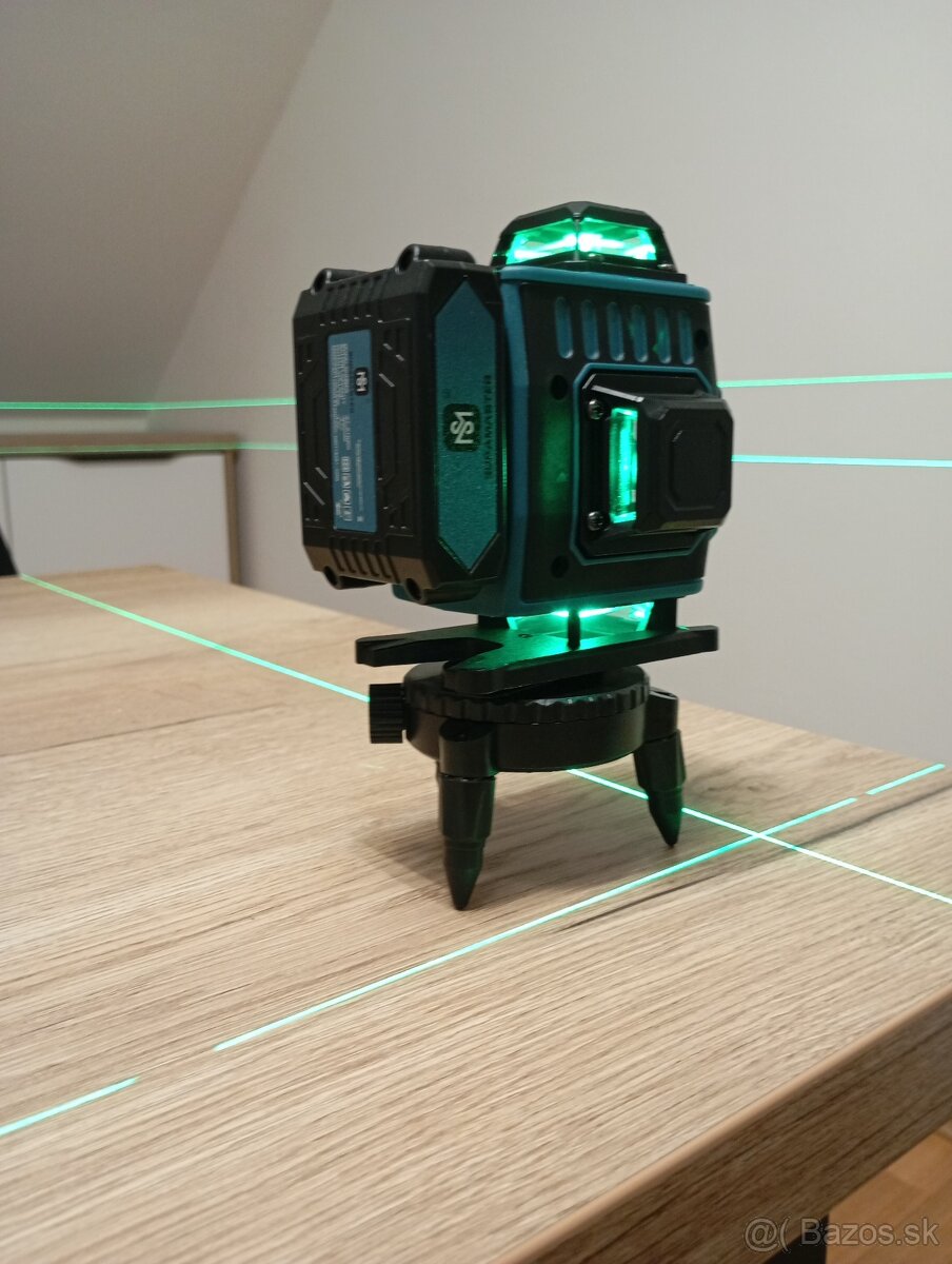 Samonivelačný laser - 3
