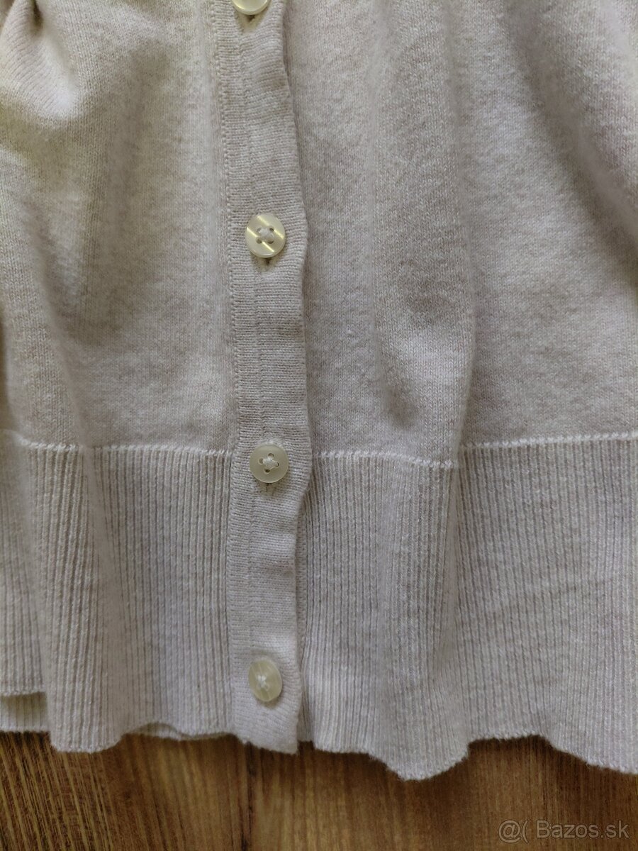 Béžový sveter - 3