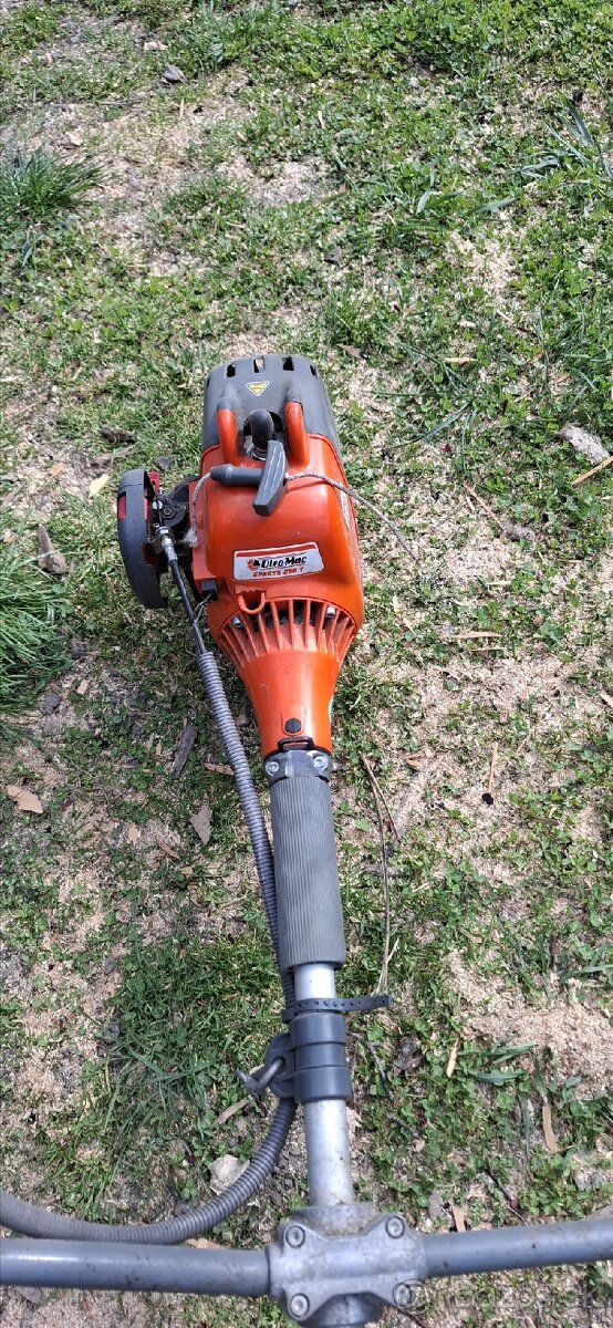 Benzínová kosačka a benzínový krovinorez - 3