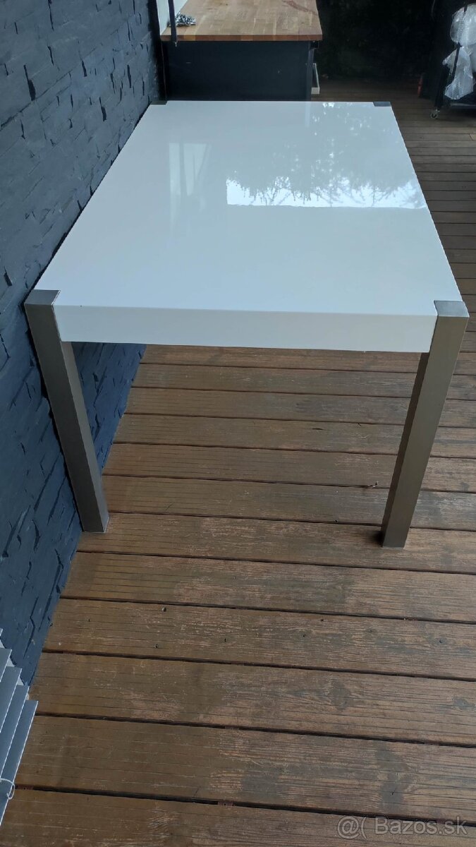 Predám kuchyňský stôl - 3