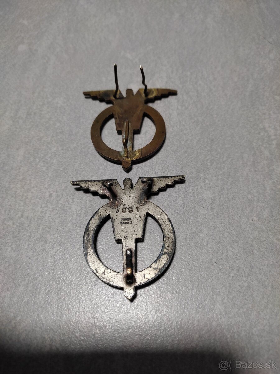 2 letecké odznaky pilot CSLA - 3
