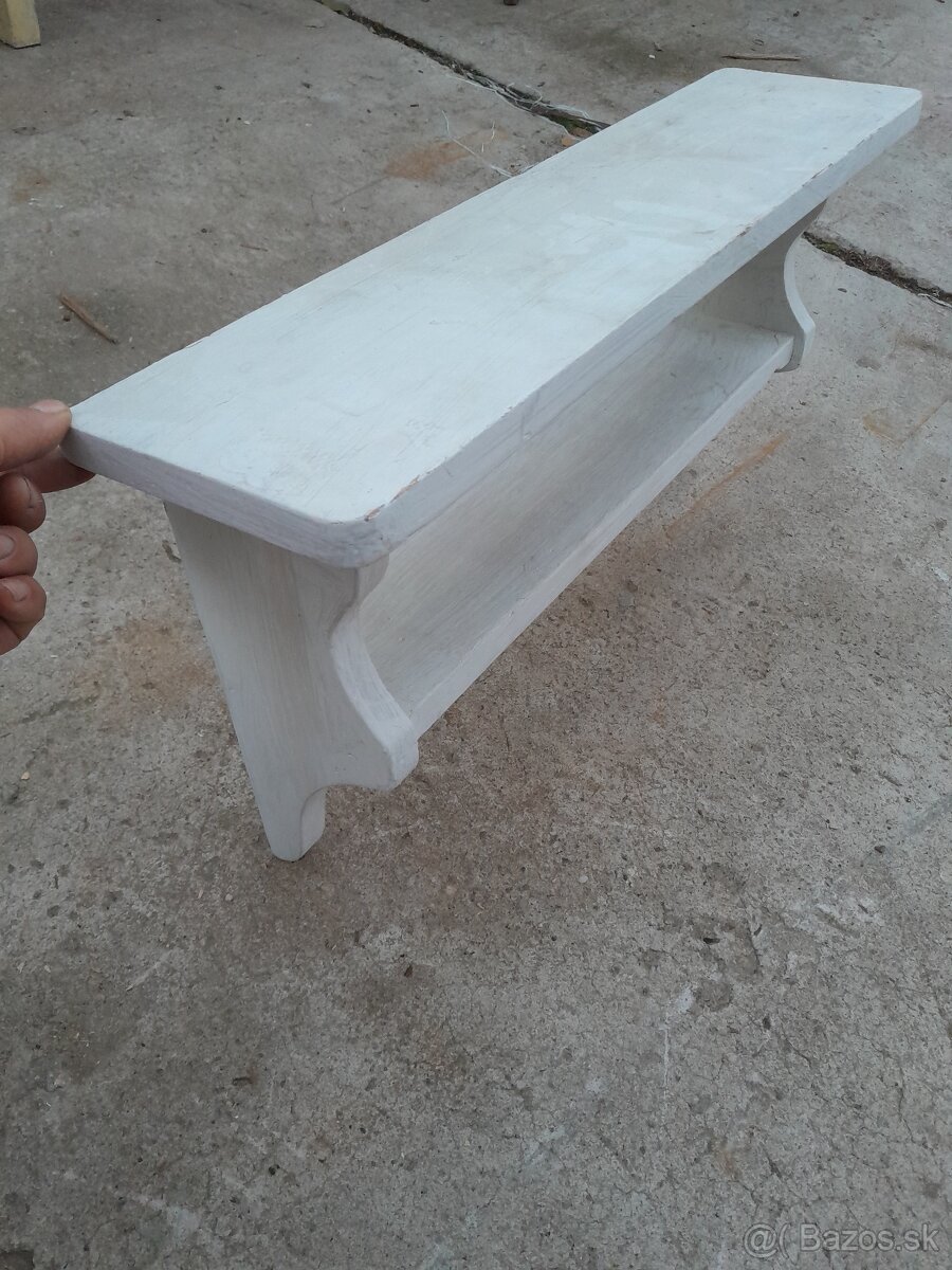 Predám sedačku a poličku - 3