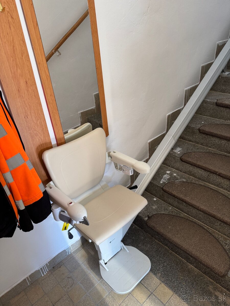 ♿ Schodiskový výťah Handicare 1100 + montáž - 3