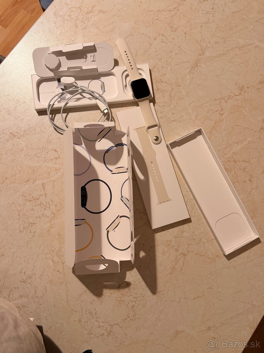 Apple Watch SE2025 - 3