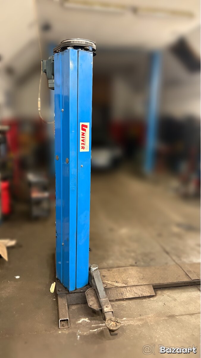 Dvojstlpovy zdvihak - 3