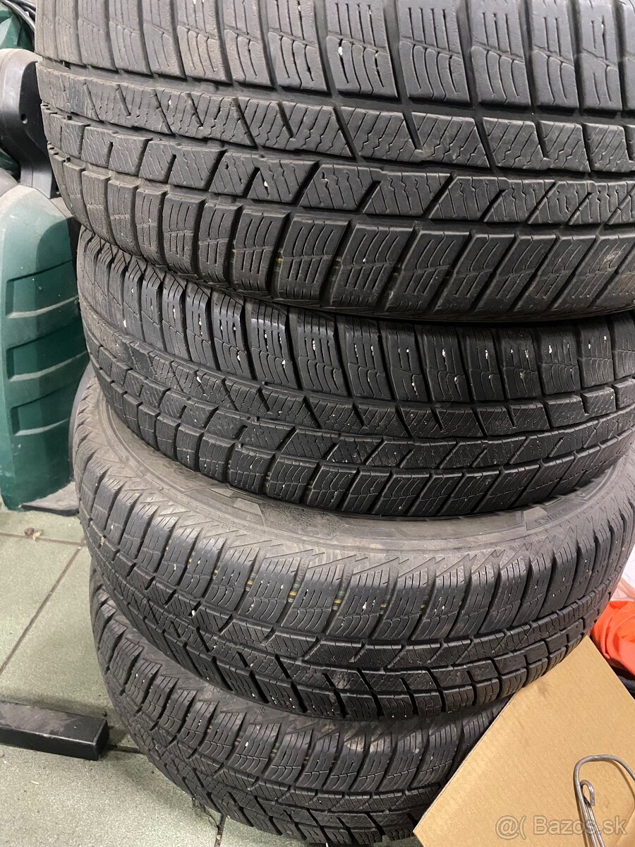 Pneu R14 185/65 R14 - 3