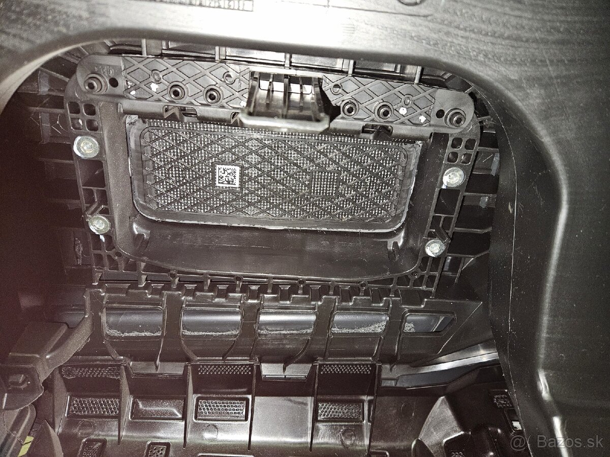 Prístrojová doska , palubná doska VW Caddy 5 - 3