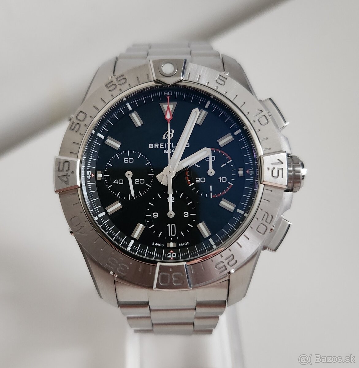 Breitling Avenger B01 Chronograph 44, AB0147101B1A1, 2025 - 3