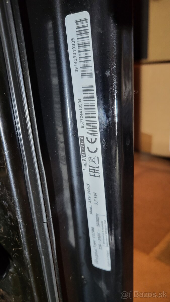 Predám vstavanú el. teplovz.rúru+plyn. platňu - 3