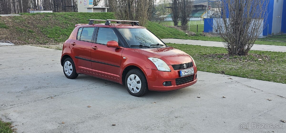 Suzuki Swift 1.3 benzín, r.v 2008 - 3