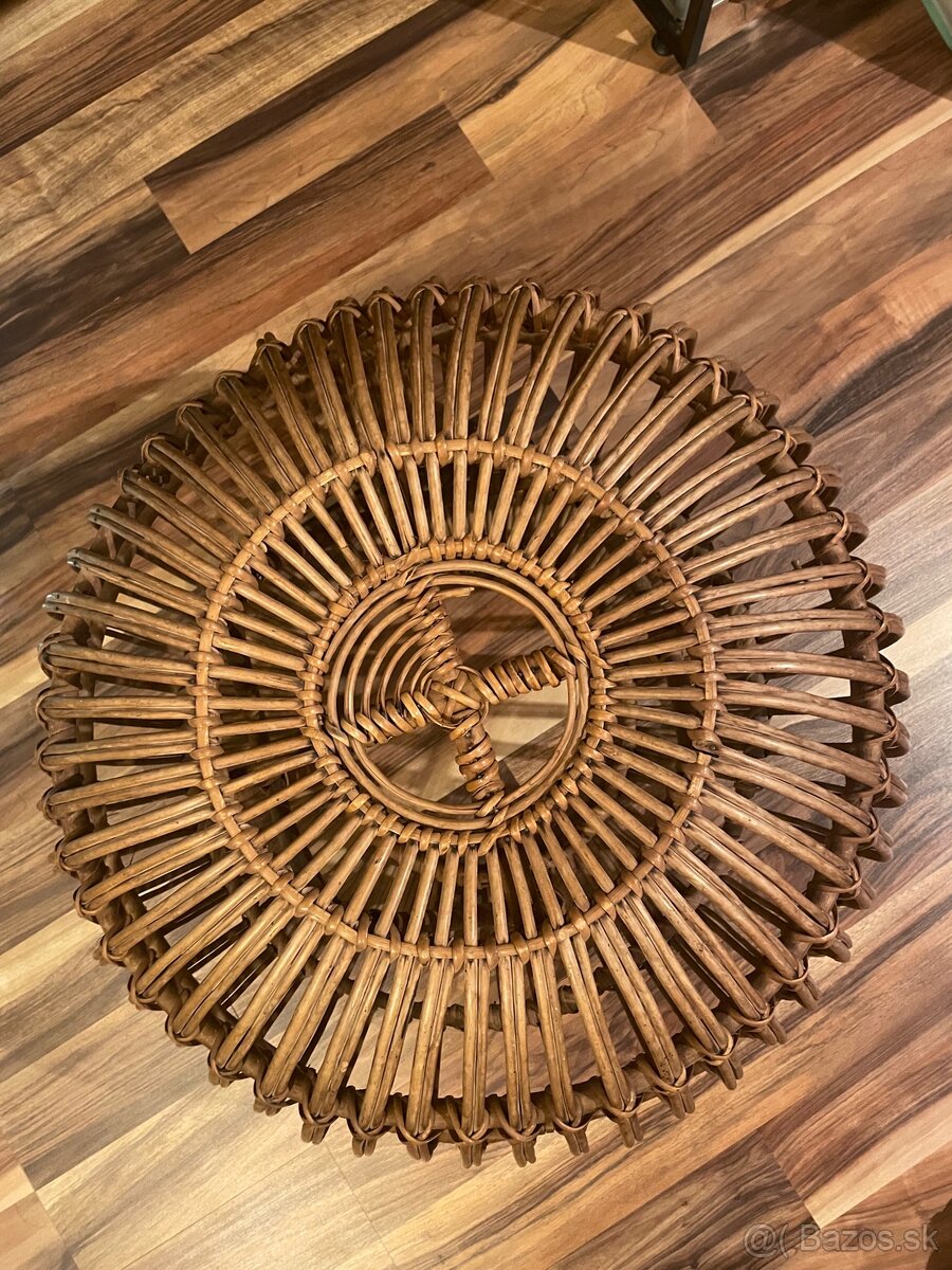 Ratanová taburetka - 3