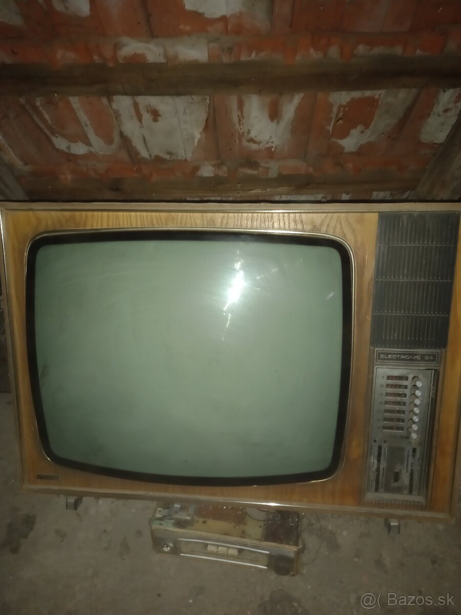 Predám retro televizor - 3