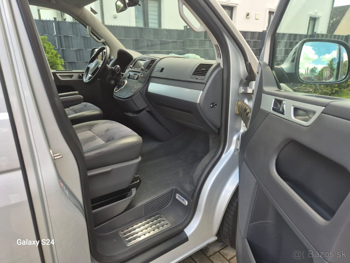 Volkswagen Multivan 2.0 tdi Highline - 3