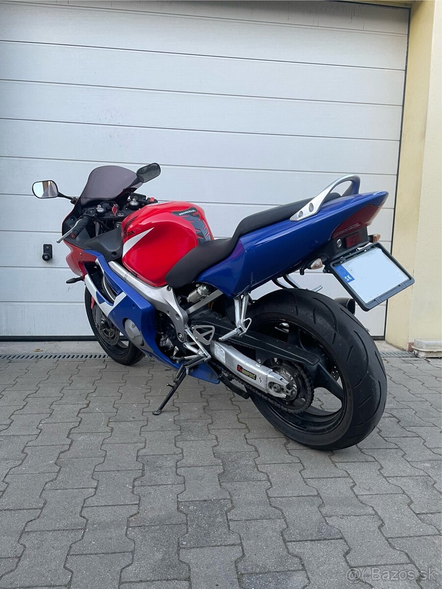 Honda CBR 600F - 3