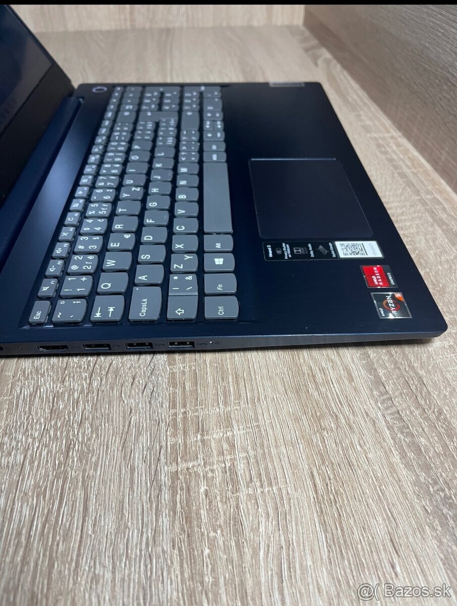 🖥️ Na predaj: Lenovo IdeaPad 3 15ADA05 Ryzen 5, 8 GB RAM - 3