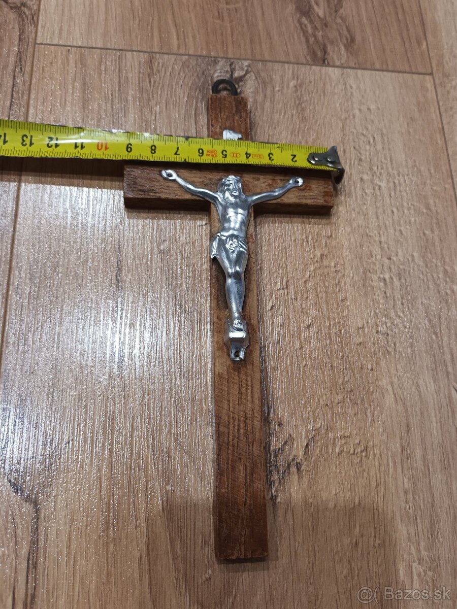 Drevený závesný kríž - 3