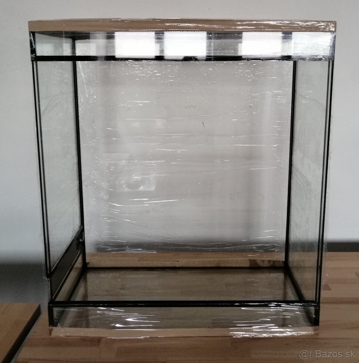 Väčšie terárium orientované na výšku - 3
