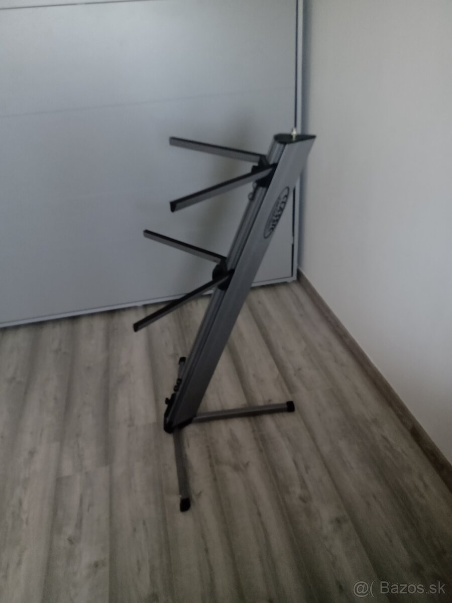 Predám stojan na klávesy - 3