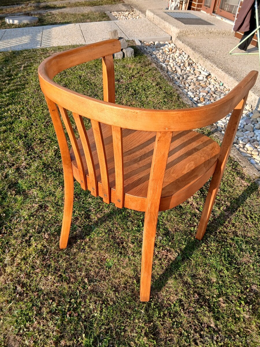 Predam kreslo TON - 3