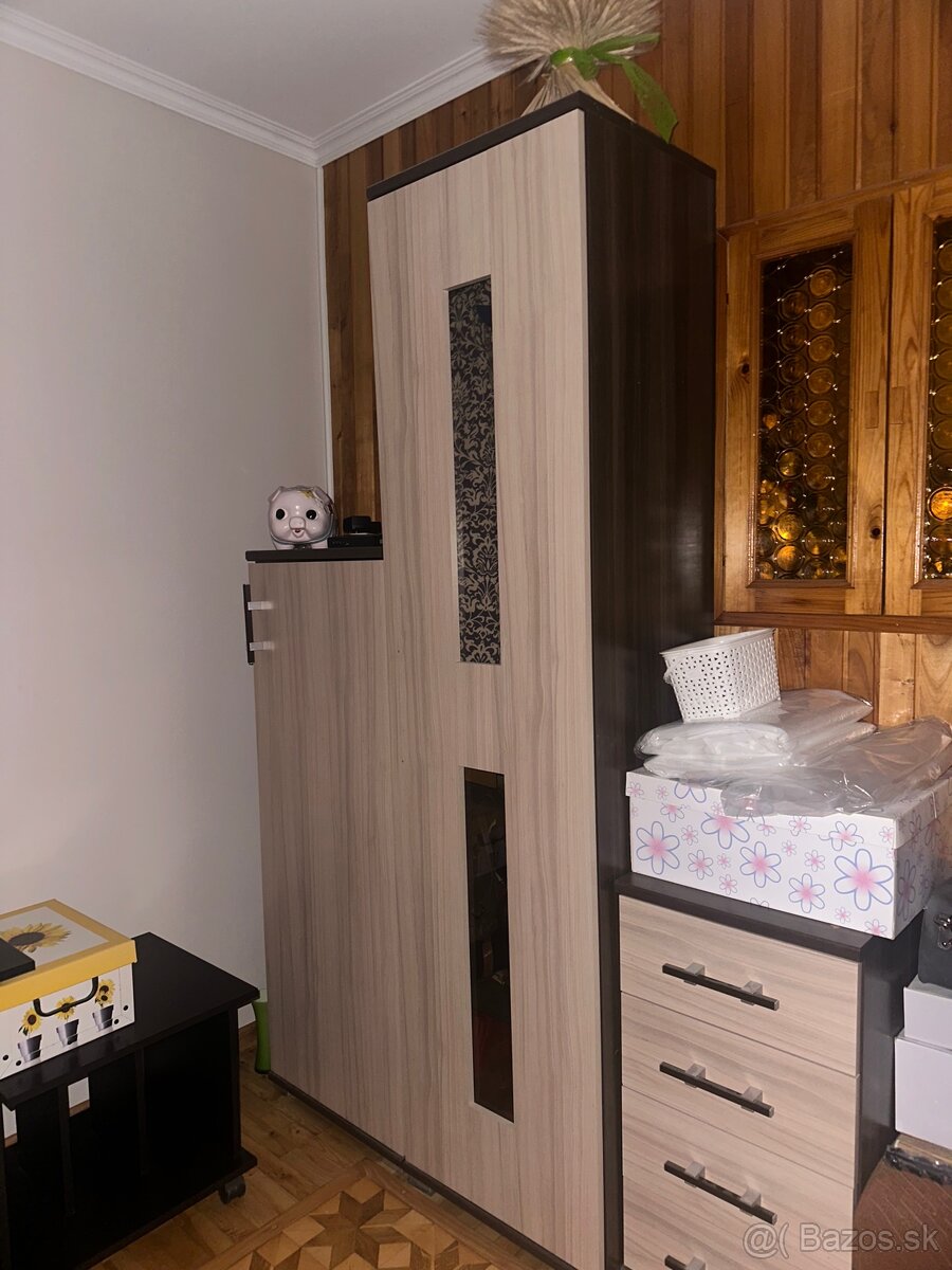 Predám sadu skriniek - 3