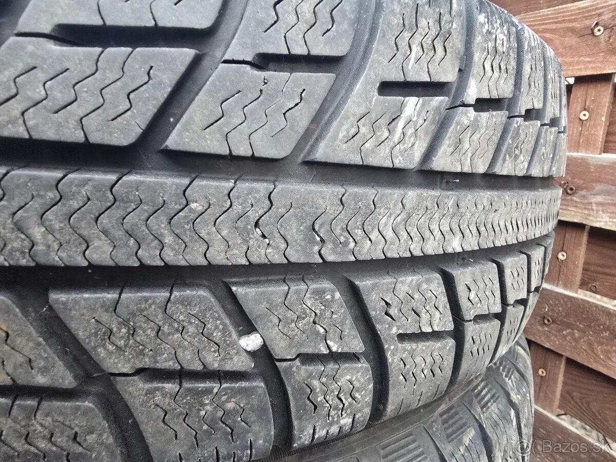 Zimné Michelin 185/60 R15 - 3