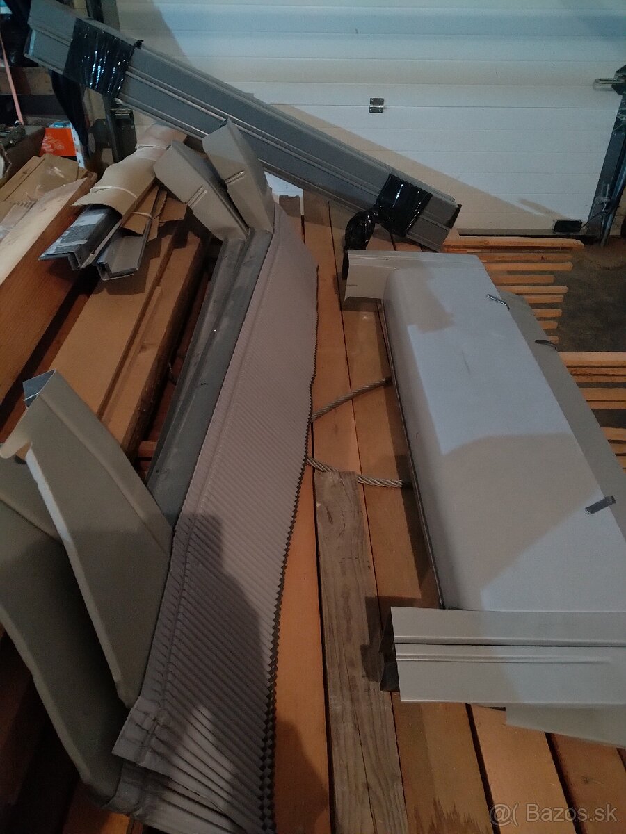 Predám strešné okná Velux 94x140 - 3