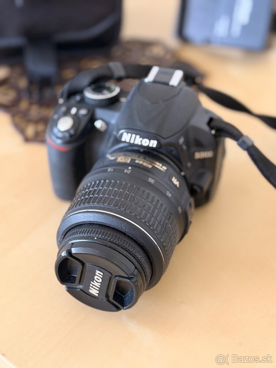 Nikon D3100 - 3