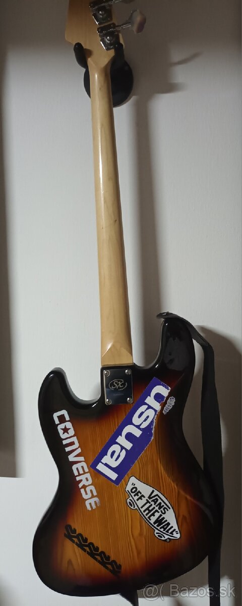 Elektrická Basgitara značky SX - 3