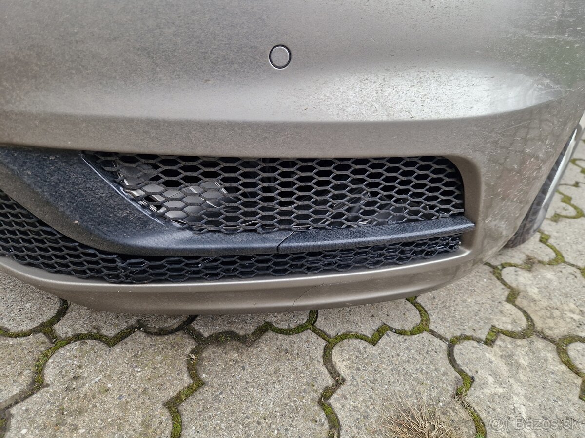 Passat B7 R-line dekor predného nárazniku - 3