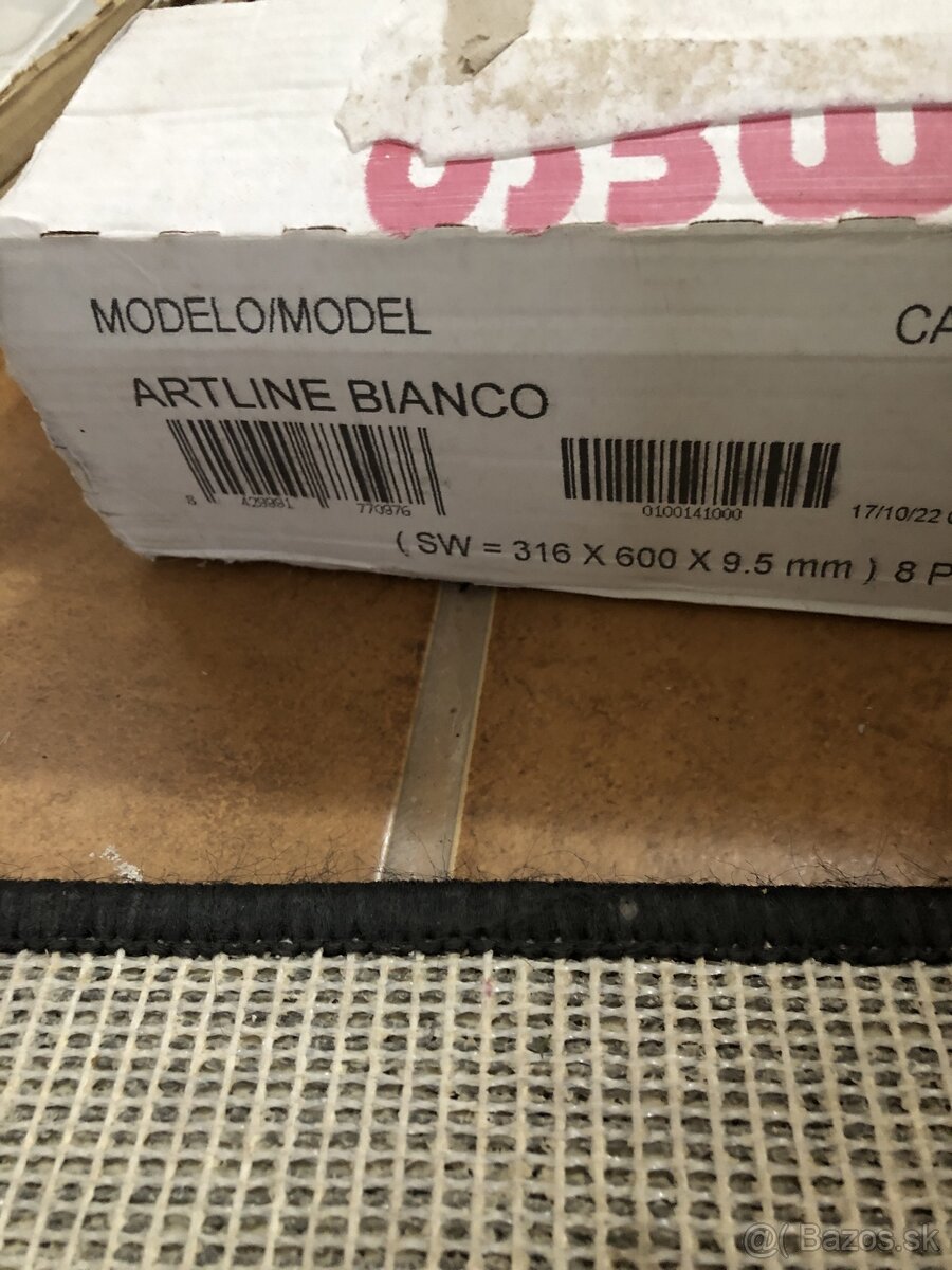 Obkladačky do malej kuchynky - cena za všetko je 30 eur. - 3