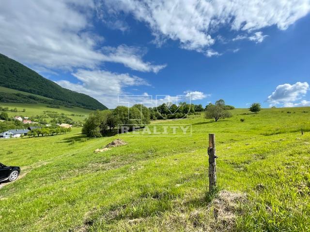 STAVEBNÝ POZEMOK HORNÝ VADIČOV , 588m2 - 3
